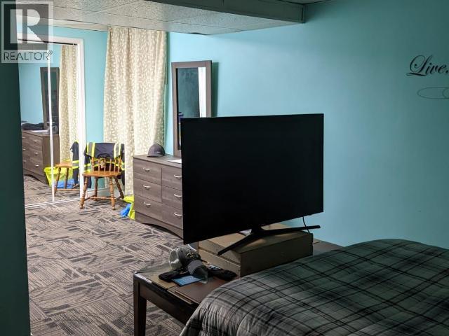 148 & 150 Dawson Drive, Faro, Yukon  Y0B 1K0 - Photo 16 - 17002