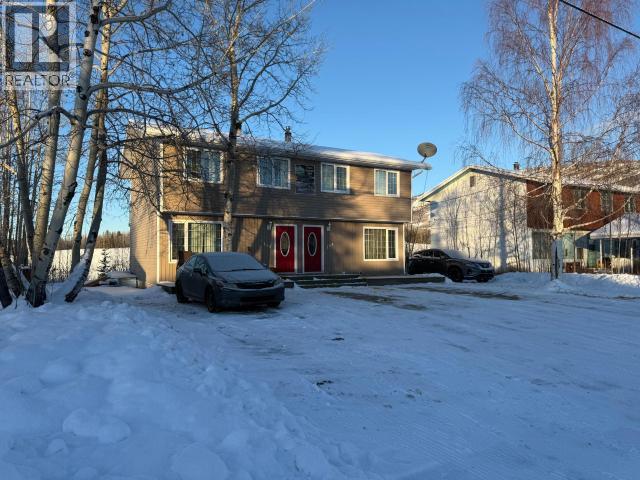 148 & 150 Dawson Drive, Faro, Yukon  Y0B 1K0 - Photo 2 - 17002