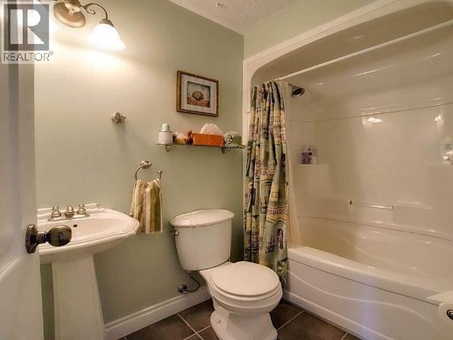 148 & 150 Dawson Drive, Faro, Yukon  Y0B 1K0 - Photo 27 - 17003