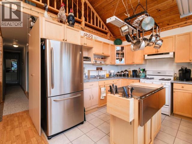 52 Lakeview Road, Whitehorse South, Yukon  Y0B 1B0 - Photo 33 - 17294