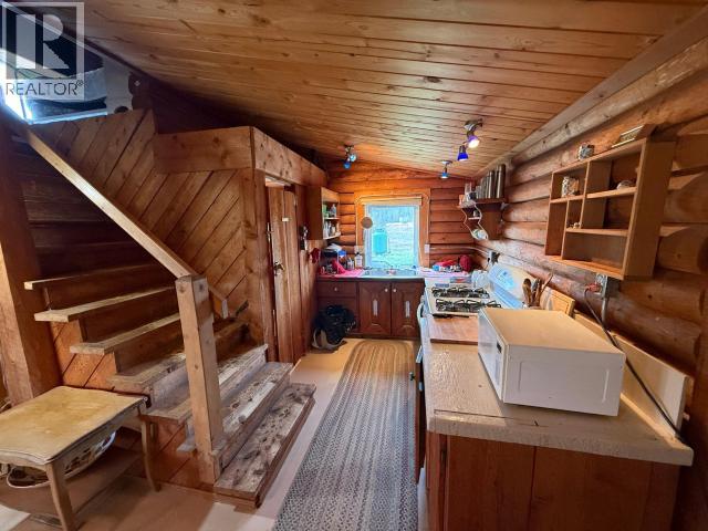 12 Fireweed Road, Dawson City, Yukon  Y0B 1G0 - Photo 8 - 17313