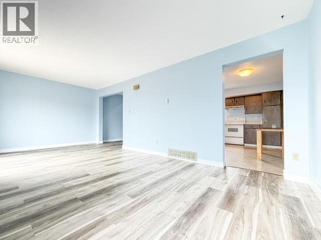 18-20 Harper Street, Faro, Yukon  Y0B 1K0 - Photo 40 - 17337