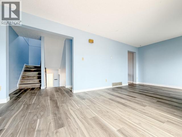 18-20 Harper Street, Faro, Yukon  Y0B 1K0 - Photo 44 - 17337