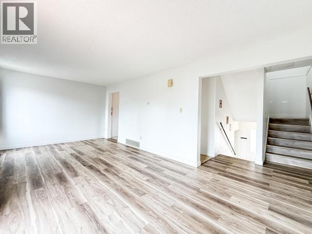 18-20 Harper Street, Faro, Yukon  Y0B 1K0 - Photo 6 - 17337