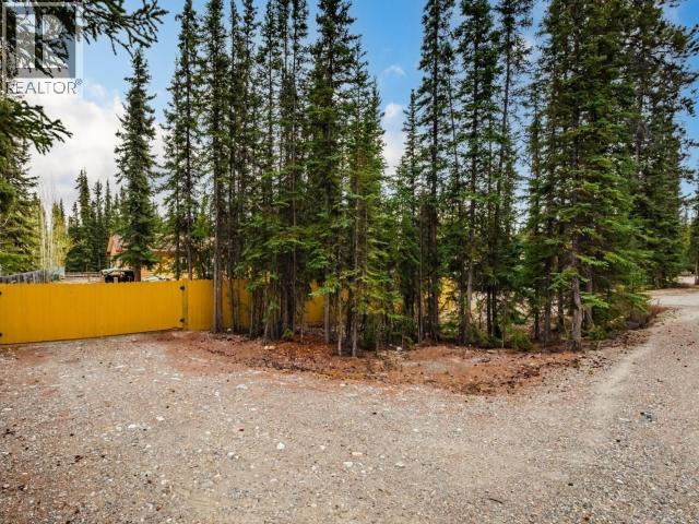 3 Canenger Way, Whitehorse South, Yukon  Y0B 1T0 - Photo 33 - 17359