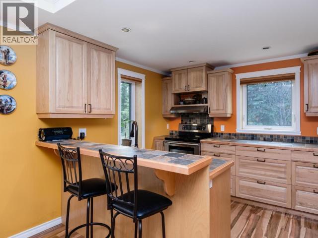 3 Canenger Way, Whitehorse South, Yukon  Y0B 1T0 - Photo 6 - 17359