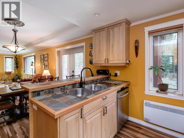 3 Canenger Way, Whitehorse South, Yukon  Y0B 1T0 - Photo 8 - 17359