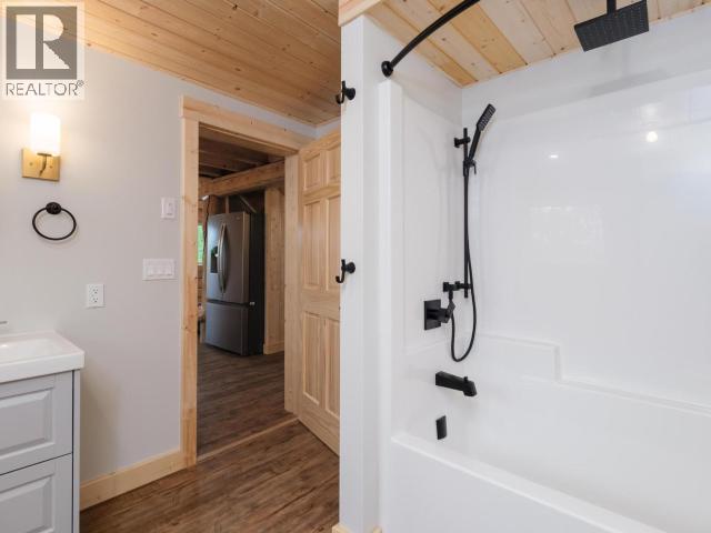 400 Ursa Way, Whitehorse North, Yukon  Y0B 1Y2 - Photo 18 - 17400