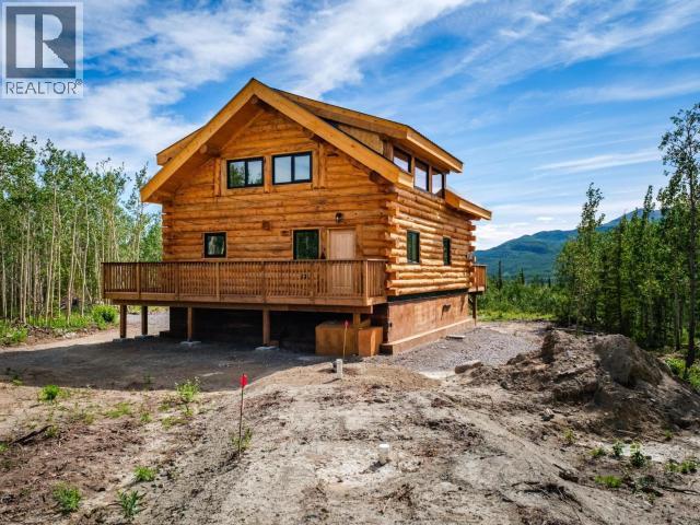 400 Ursa Way, Whitehorse North, Yukon  Y0B 1Y2 - Photo 4 - 17400