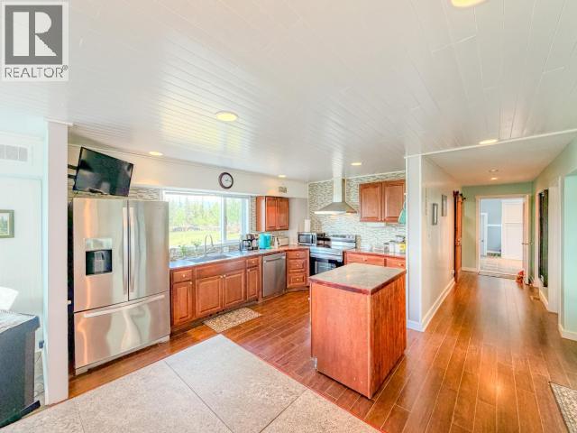 58 & 72 Shakwak St., Destruction Bay, Yukon  Y0B 1H0 - Photo 17 - 17418