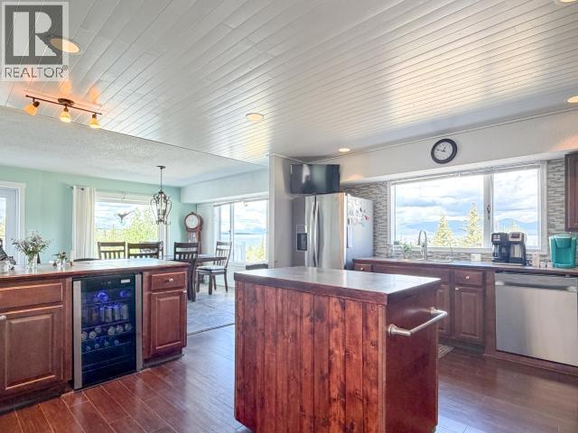 58 & 72 Shakwak St., Destruction Bay, Yukon  Y0B 1H0 - Photo 20 - 17418