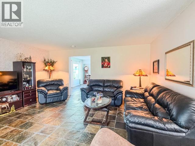 58 & 72 Shakwak St., Destruction Bay, Yukon  Y0B 1H0 - Photo 29 - 17418