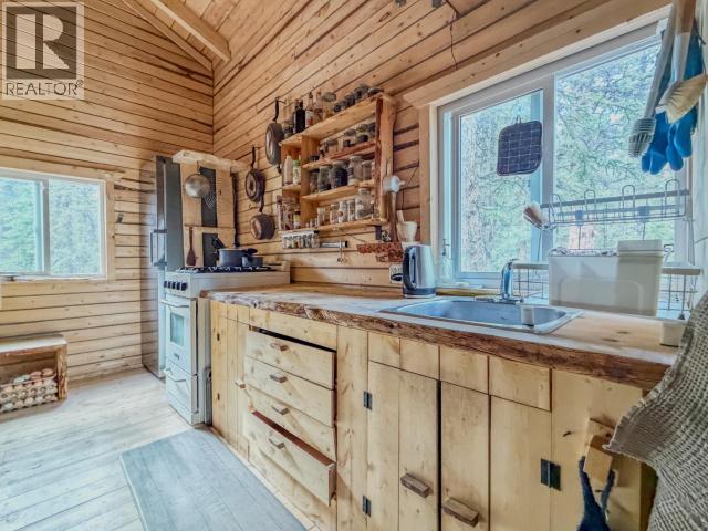17 Canyon Road, Haines Junction, Yukon  Y0B 1L0 - Photo 46 - 17435