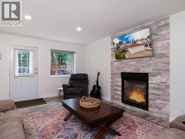 6 Carnelian Court, Whitehorse, Yukon  Y1A 6A3 - Photo 4 - 17446