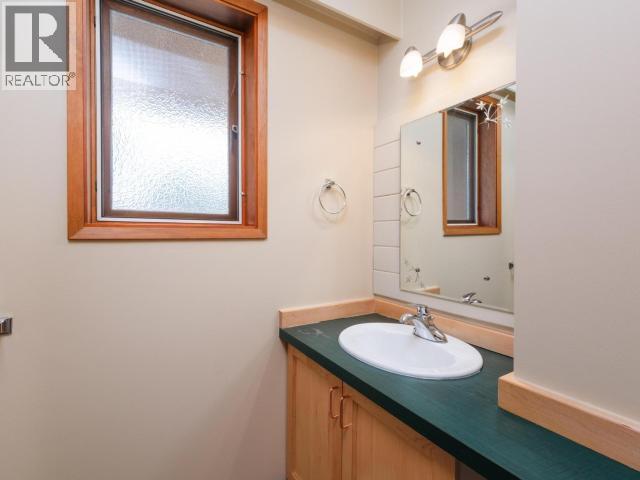 1709 Hickory Street, Whitehorse, Yukon  Y1A 4X6 - Photo 4 - 17448