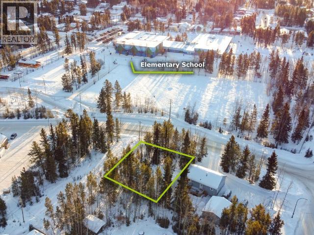 23 14th Avenue East, Whitehorse, Yukon  Y1A 4C6 - Photo 2 - 17466