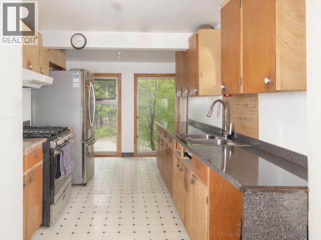 198 Taku Boulevard, Whitehorse South, Yukon  Y0B 1T0 - Photo 5 - 17503