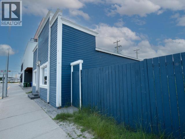 2054 2nd Avenue, Whitehorse, Yukon  Y1A 1A8 - Photo 3 - 17524