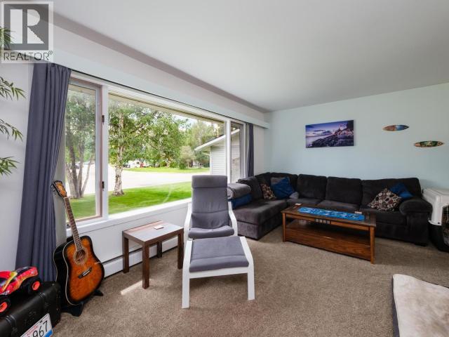 30 Stewart Road, Whitehorse, Yukon  Y1A 3S3 - Photo 6 - 17531