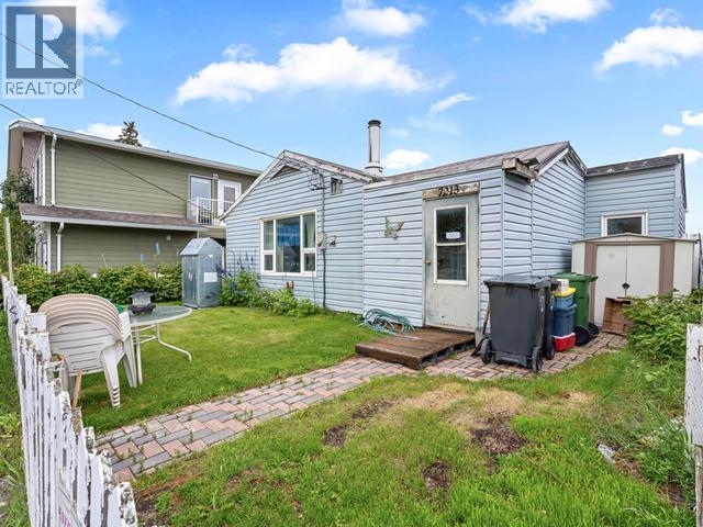 7213 7th Avenue, Whitehorse, Yukon  Y1A 1R8 - Photo 3 - 17559