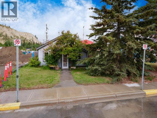606 Ogilvie Street, Whitehorse, Yukon  Y1A 2S8 - Photo 2 - 17566