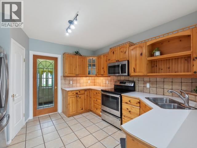27 12th Avenue, Whitehorse, Yukon  Y1A 4J5 - Photo 10 - 17645