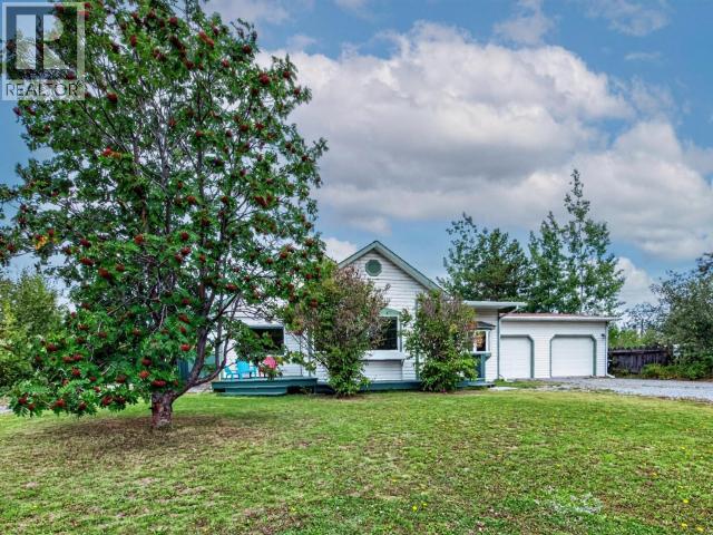 27 12th Avenue, Whitehorse, Yukon  Y1A 4J5 - Photo 2 - 17645