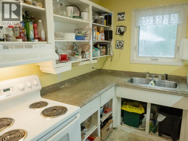 155 Dalton Trail, Whitehorse, Yukon  Y1A 3G2 - Photo 4 - 17657