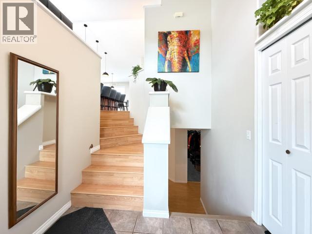 71 Topaz Crescent, Whitehorse, Yukon  Y1A 6B3 - Photo 6 - 17679